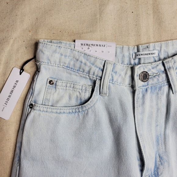We Wore What Mid Rise Straight Distressed Light Wash Womens 25 Jeans - Picture 8 of 9